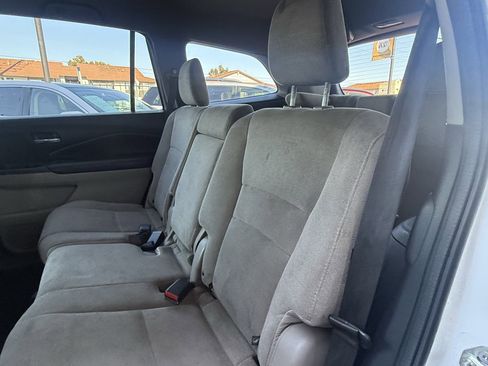 Used 2019 Honda Pilot LX image 22