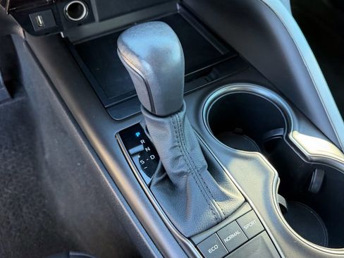 Certified 2023 Toyota Camry SE image 27