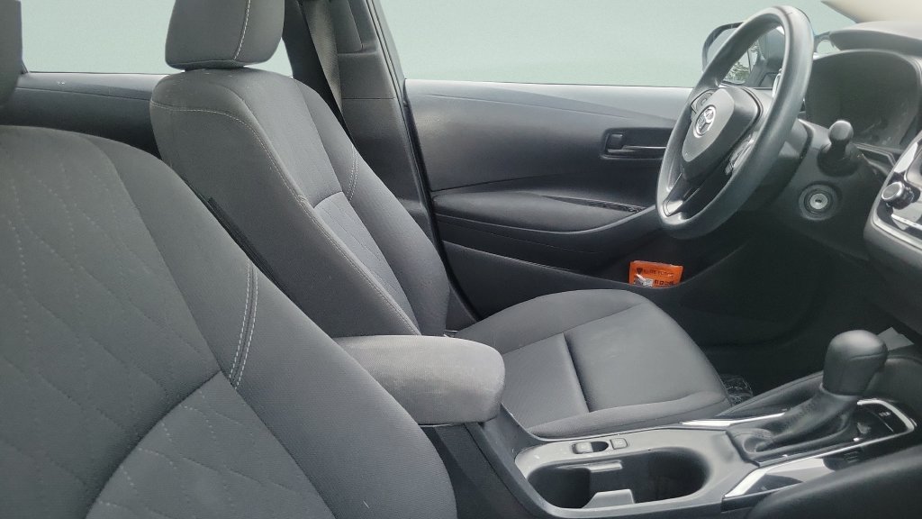 Used 2024 Toyota Corolla LE FWD image 7