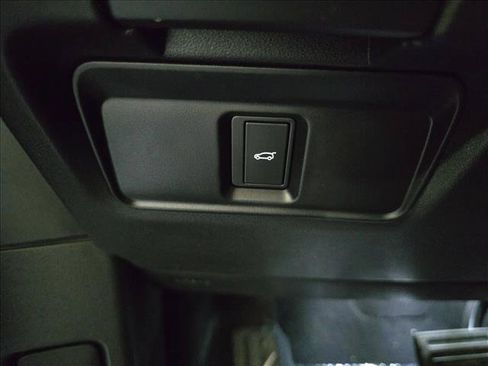 Certified 2026 Land Rover Range Rover Evoque S AWD/4WD image 28