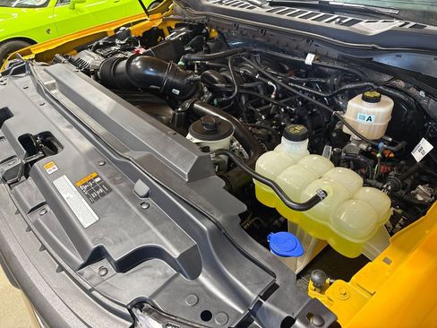 Used 2025 Ford F250 XLT w/ 360-Degree Camera Package image 46