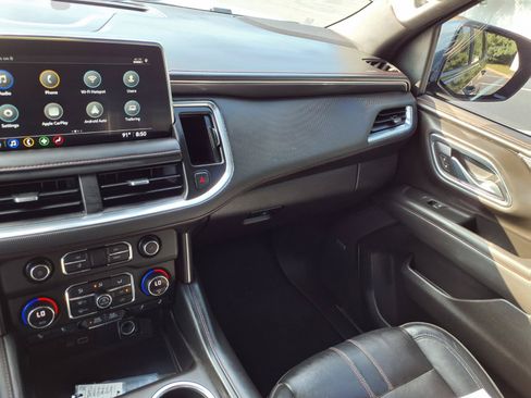 Used 2021 Chevrolet Tahoe RST AWD/4WD image 3