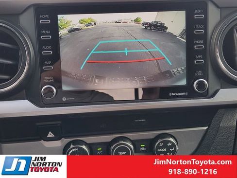 Used 2022 Toyota Tacoma SR5 RWD image 19
