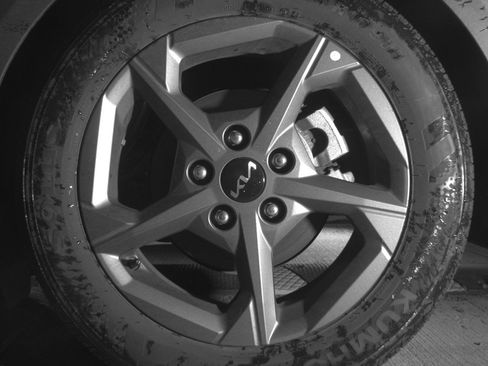 Used 2025 Kia K4 LXS image 14