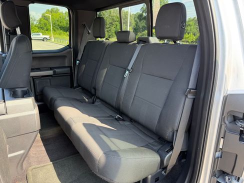 Used 2016 Ford F150 XLT w/ Equipment Group 302A Luxury RWD image 19
