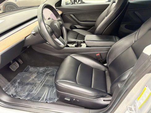 Used 2018 Tesla Model 3 Long Range RWD image 14