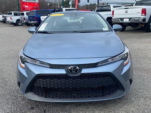 Used 2022 Toyota Corolla LE image 19