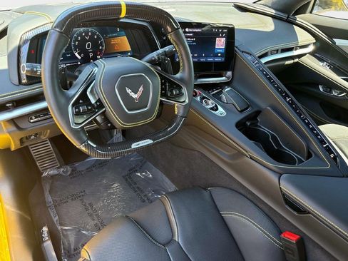 Used 2025 Chevrolet Corvette Z06 RWD image 34