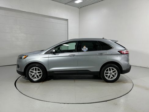 Used 2022 Ford Edge SEL w/ Convenience Package image 21