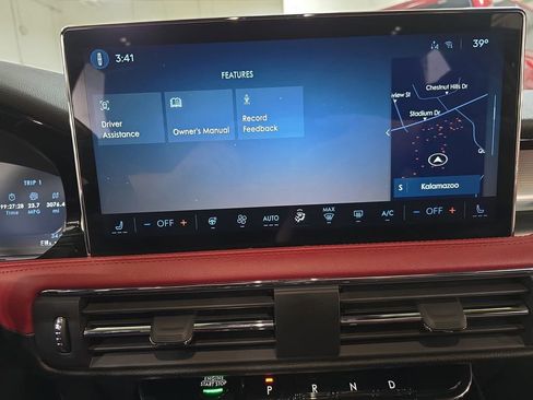 Used 2023 Lincoln Corsair Reserve w/ Equipment Group 201A image 23