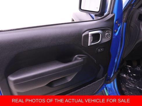Used 2023 Jeep Wrangler Sport AWD/4WD image 10