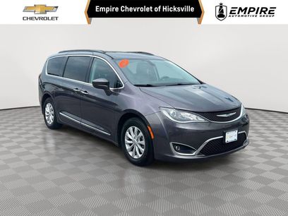 Used 2017 Chrysler Pacifica Touring-L