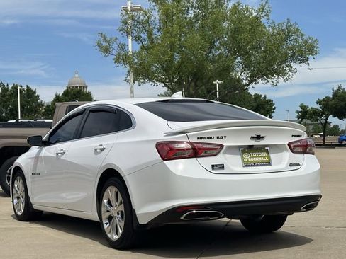 Used 2019 Chevrolet Malibu Premier FWD image 3