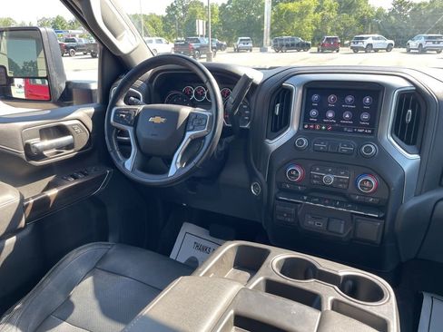 Used 2022 Chevrolet Silverado 3500 LT w/ Convenience Package AWD/4WD image 26
