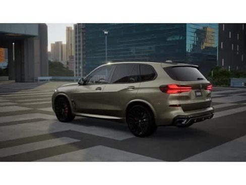 New 2026 BMW X5 xDrive40i w/ M Sport Package image 2