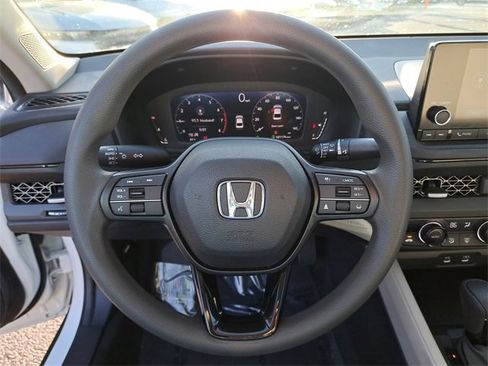 Certified 2023 Honda Accord EX image 26