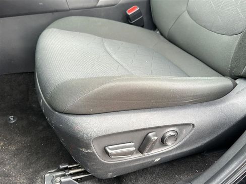 Used 2025 Toyota RAV4 XLE image 12