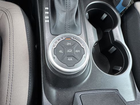 Used 2021 Ford Bronco Wildtrak image 28