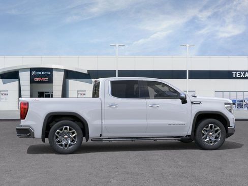 New 2026 GMC Sierra 1500 SLT image 6