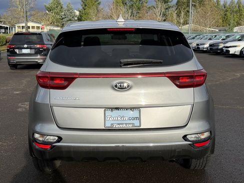 Used 2022 Kia Sportage LX image 7