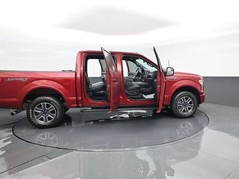 Used 2016 Ford F150 XLT w/ Equipment Group 302A Luxury AWD/4WD image 28