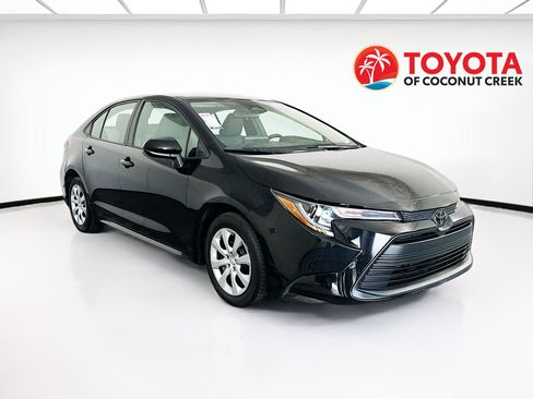 Used 2024 Toyota Corolla LE FWD image 1