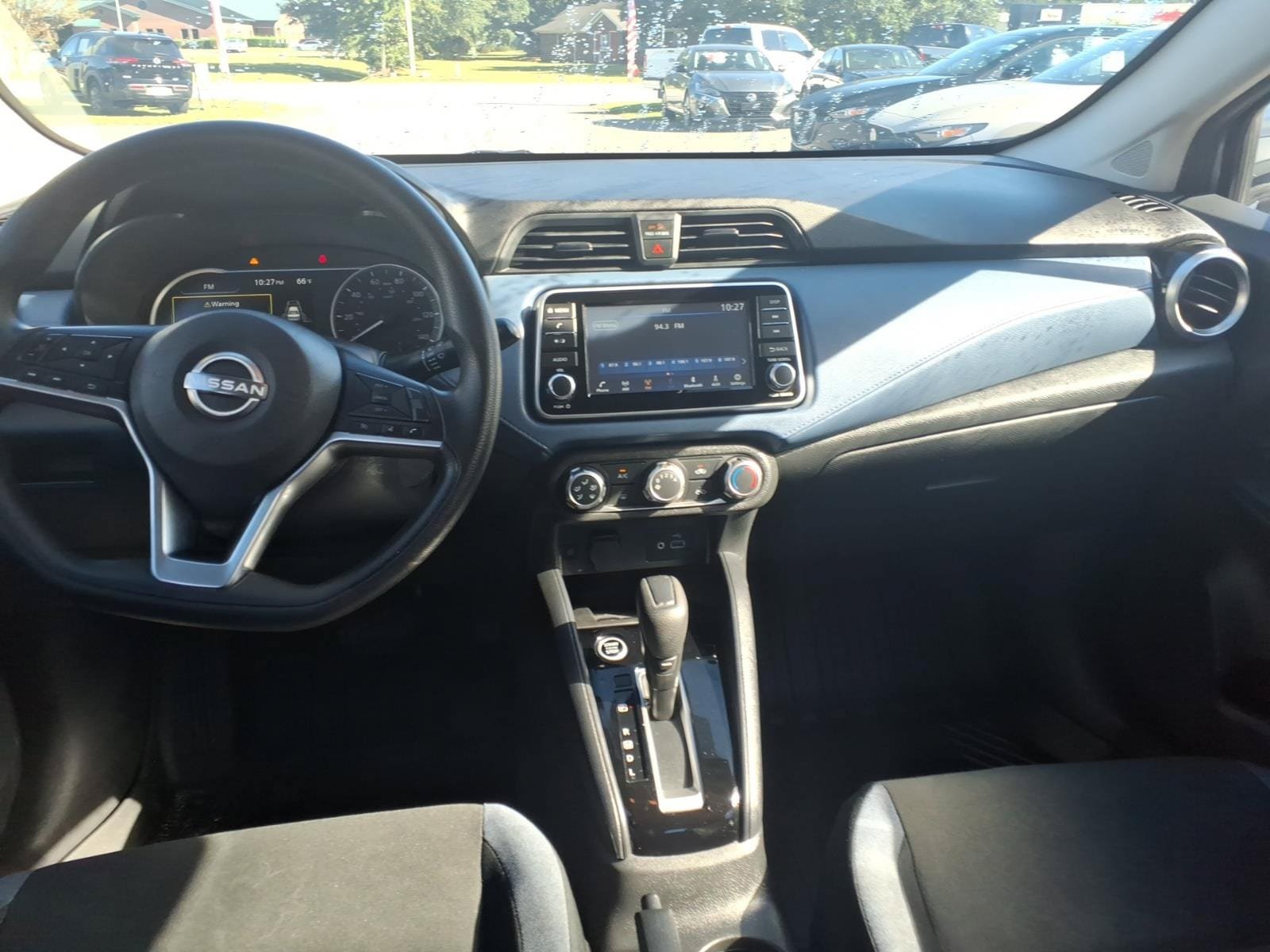 Used 2025 Nissan Versa SV FWD image 11