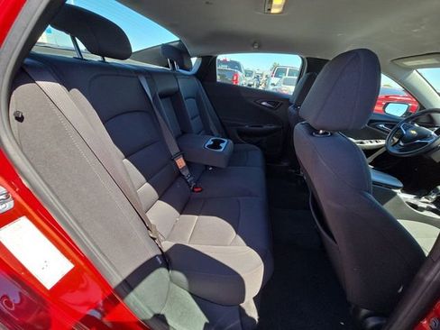 Used 2024 Chevrolet Malibu LT FWD image 25