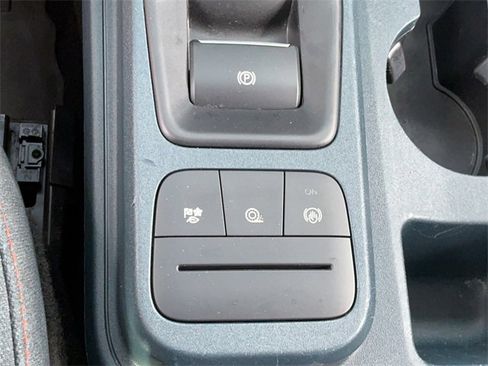 Used 2022 Ford Maverick XLT image 22