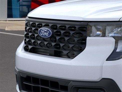 New 2025 Ford Maverick XLT w/ XLT Luxury Package image 18