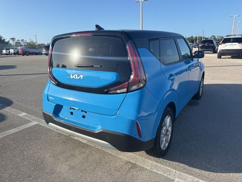 Used 2024 Kia Soul S image 5