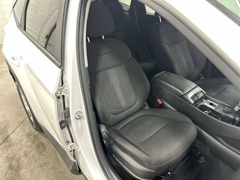 Used 2024 Hyundai Tucson SEL FWD image 18