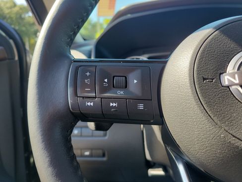 Certified 2022 Nissan Rogue SL FWD image 22