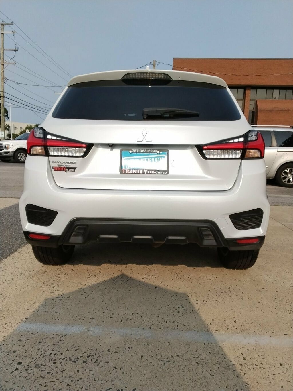 Used 2023 Mitsubishi Outlander Sport AWD image 3