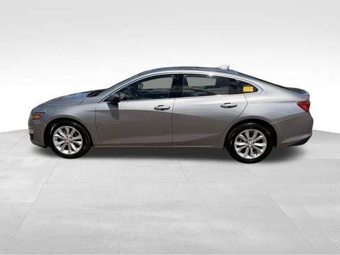 Used 2024 Chevrolet Malibu LT FWD image 3