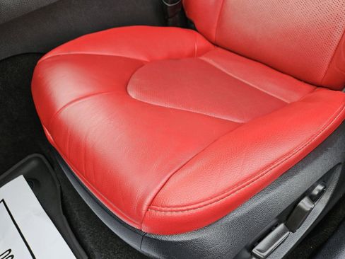 Used 2023 Toyota Camry XSE image 8