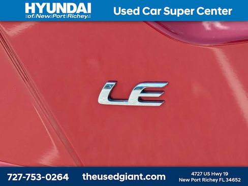 Used 2021 Toyota Corolla LE FWD image 12