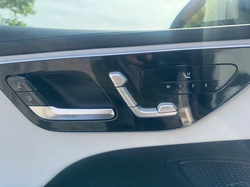 Used 2024 Mercedes-Benz C 300 4MATIC Sedan image 13