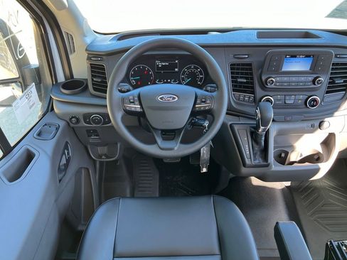New 2025 Ford Transit 250 148 Medium Roof image 14
