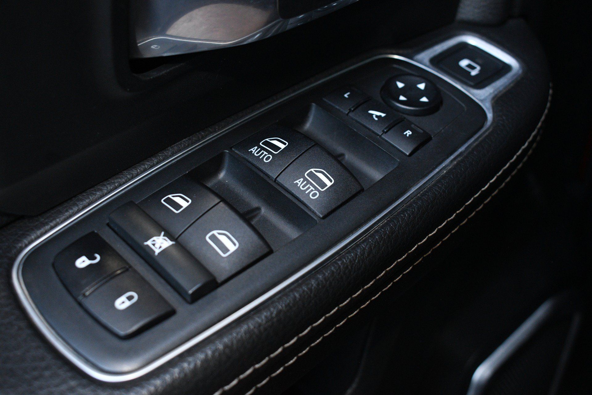 Used 2020 RAM 2500 Laramie w/ Night Edition AWD/4WD image 43