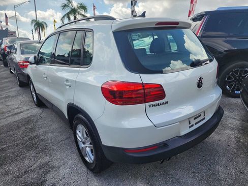 Used 2015 Volkswagen Tiguan S image 3