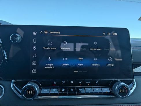 Used 2025 Chevrolet Colorado Z71 image 13