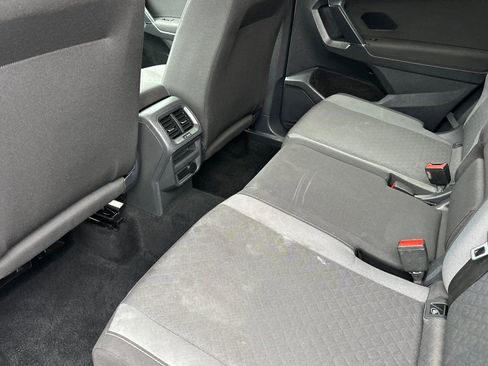 Used 2020 Volkswagen Tiguan S FWD image 12