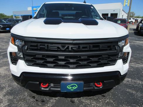 Certified 2024 Chevrolet Silverado 1500 Custom Trail Boss w/ LPO, Dark Essentials Package image 8