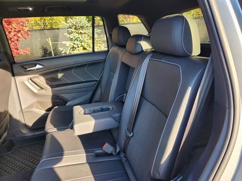 Certified 2024 Volkswagen Tiguan SE R-Line w/ MDO Package, Two-Row image 23