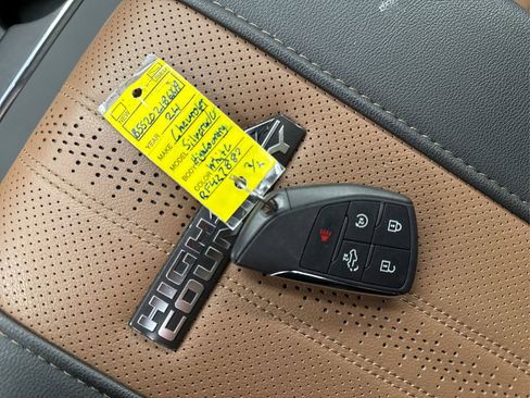 Used 2024 Chevrolet Silverado 2500 High Country w/ Technology Package image 42