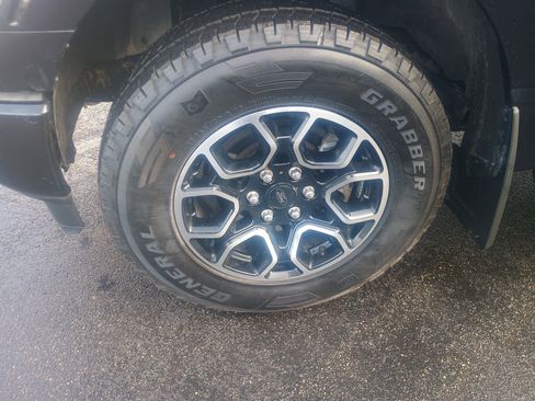 Used 2022 Ford F150 XLT w/ Equipment Group 302A High image 4