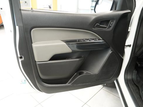Used 2019 Chevrolet Colorado W/T w/ WT Convenience Package AWD/4WD image 6