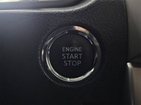 Used 2022 Toyota 4Runner SR5 Premium w/ Moonroof Package image 37