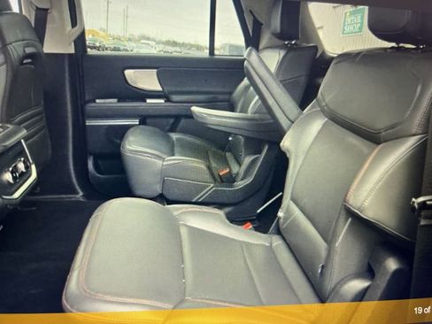 Used 2025 Ford Expedition Max Active image 14